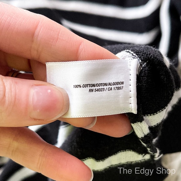 Old Navy | 3/4 Length Striped Crewneck Sweater - Picture 5 of 6